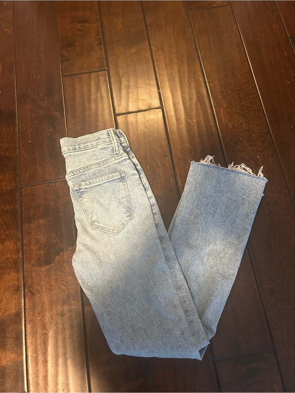 MOTHER Denim jeans Light Blue Cropped Straight-Leg Jeans with Raw Hem  23 🆕